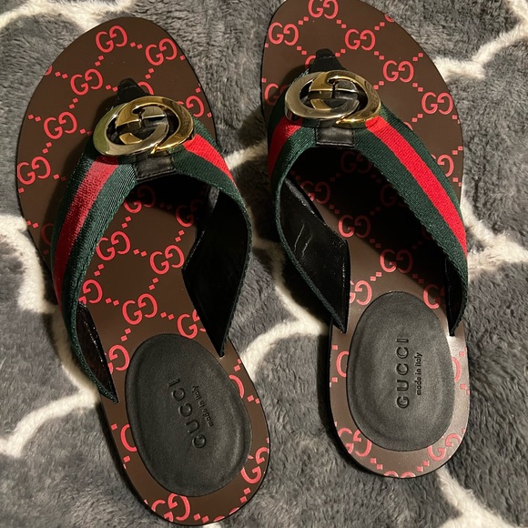 NWT Gucci sandals size 36 (6) us size!  Never wore. - Picture 9 of 10